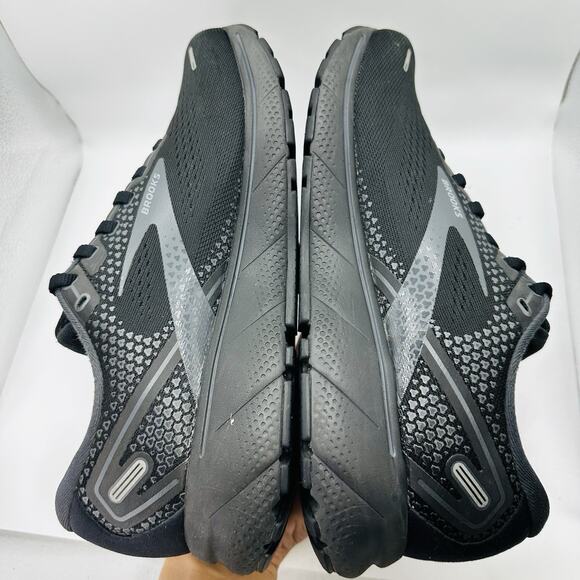Size 11 - Brooks Ghost 14 Black Women’s Athletic Running Shoes - Picture 5 of 8